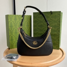 Gucci Hobo Bags